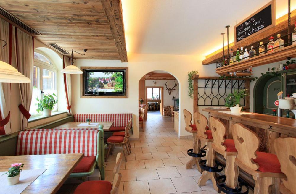 Cafe Pension Heim Кирхберг ин Тирол Екстериор снимка